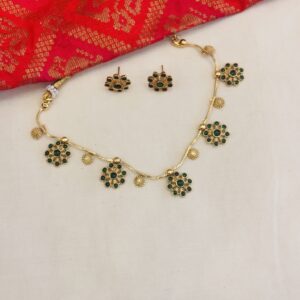 poove pacha necklace set