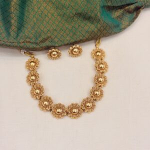 suganthi necklace set