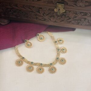 navri green necklace